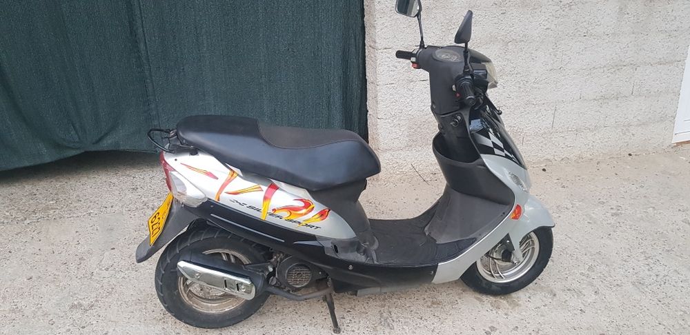 Scuter de vânzare