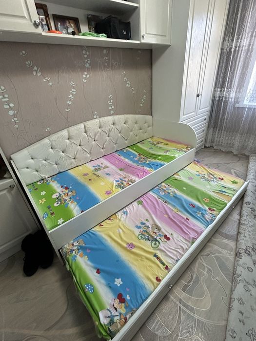 Десткая кроватка б/у