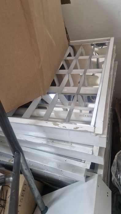 СУПЕР ИЗГОДНО търговско оборудване