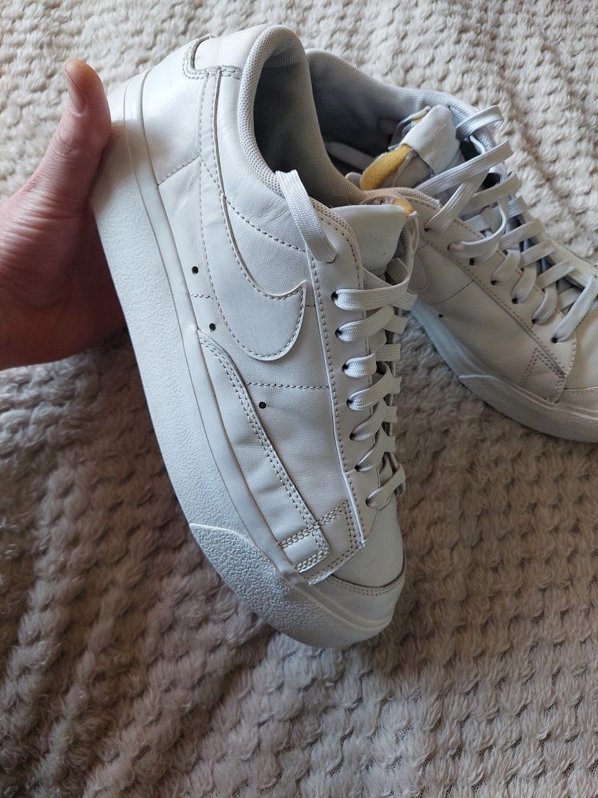 Маратонки Nike Blazer low platform
