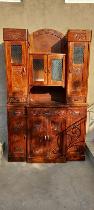 Продаётся шкаф деревянный