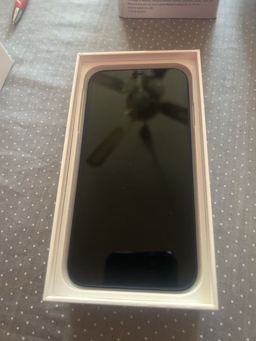 Iphone12 64 нов батерия100%Apple