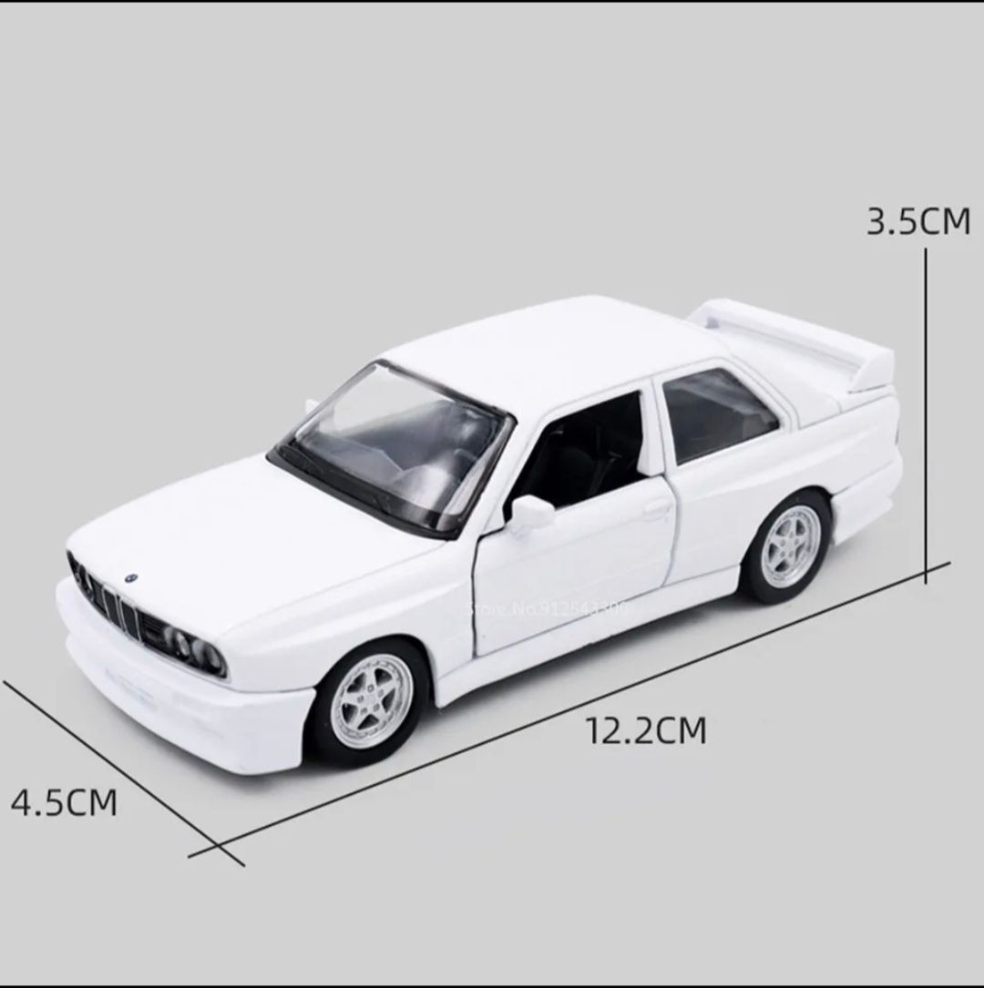 Macheta BMW M3 1987 ursulet scara 1:24