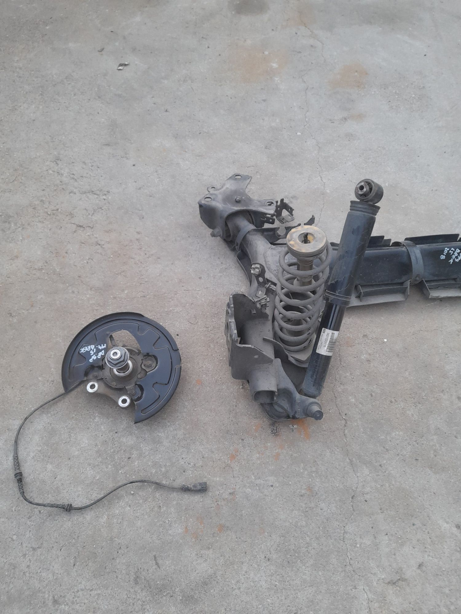 Punte spate Renault Megane IV 4 Breack Grandtour 2016 - Prezent