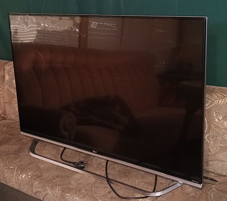 Телевизор LG 49 UF 850 V - ЗА ЧАСТИ