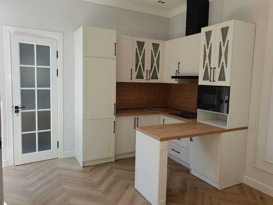 Изготовление мебели, дверей и лестниц под заказ.