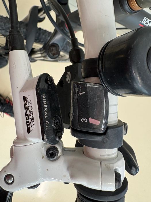 Vând Rockrider 520