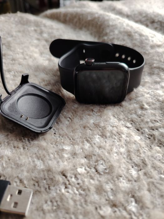 Черен SMART часовник