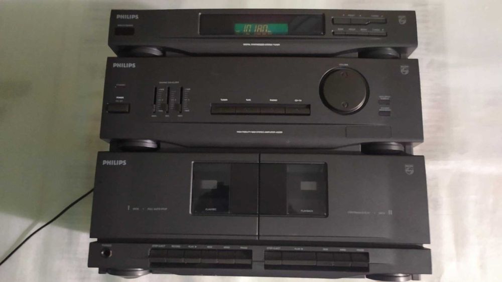 ЧУДЕСНА УРЕДБА PHILIPS 120W от Едно Време Отлично Работеща