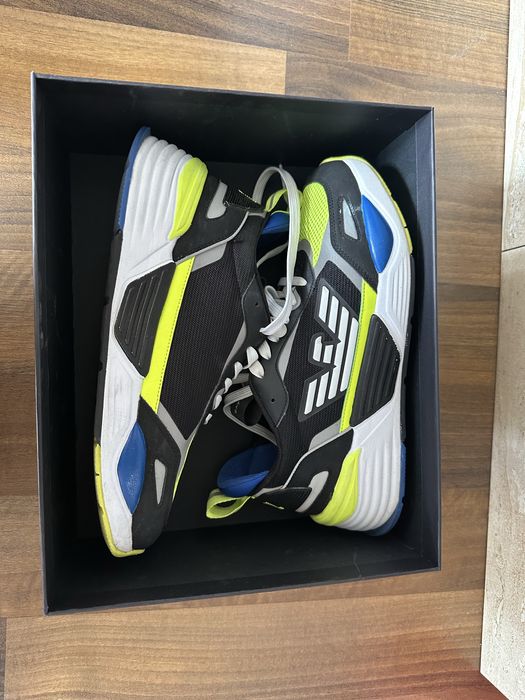 adidasi emporio armani