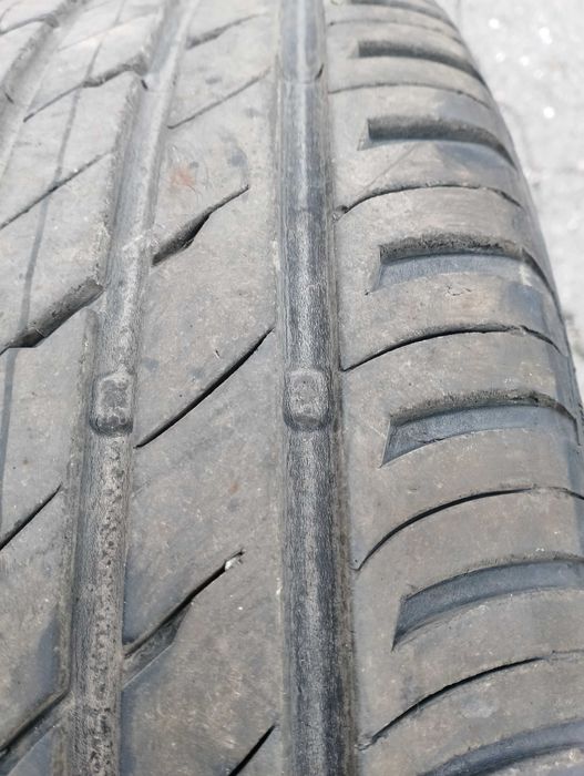 Продавам летни гуми 235/60/18 за джип