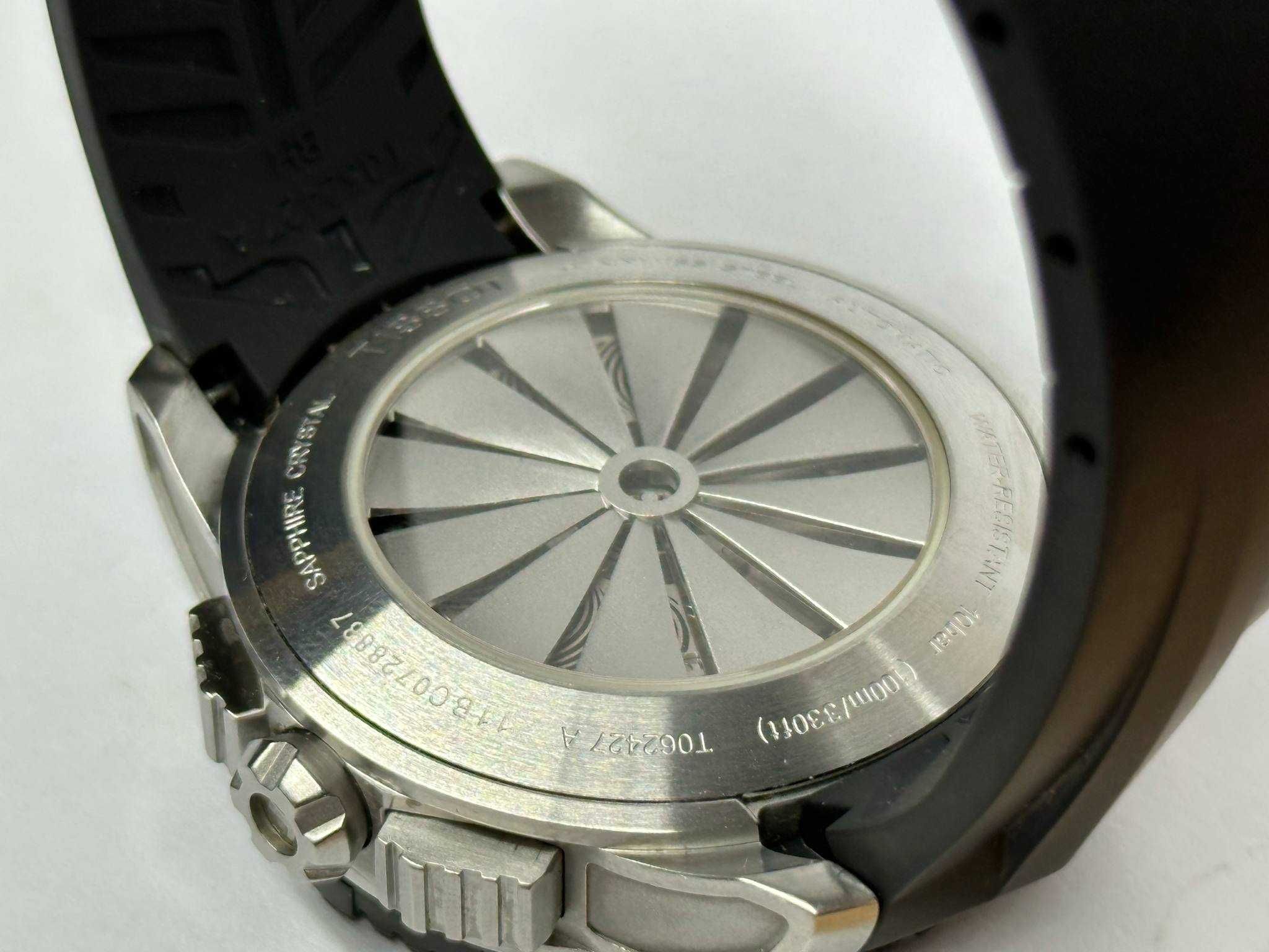 Часовник Tissot T Navigator Automatic Chronograph T062427A / Перфектен