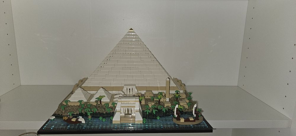 LEGO Pyramid of giza