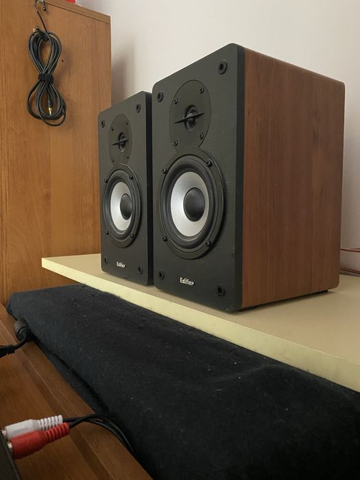 EDIFIER R1200T активни тонколни в добро състояние
