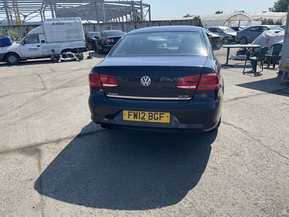 Dezmembrez vw passat b7