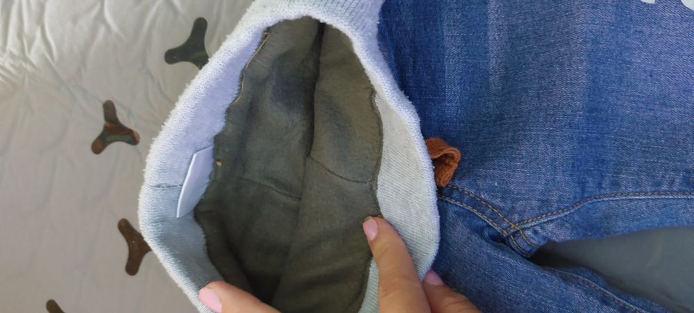 Blugi pt iarna ,captusiti mărimea 80