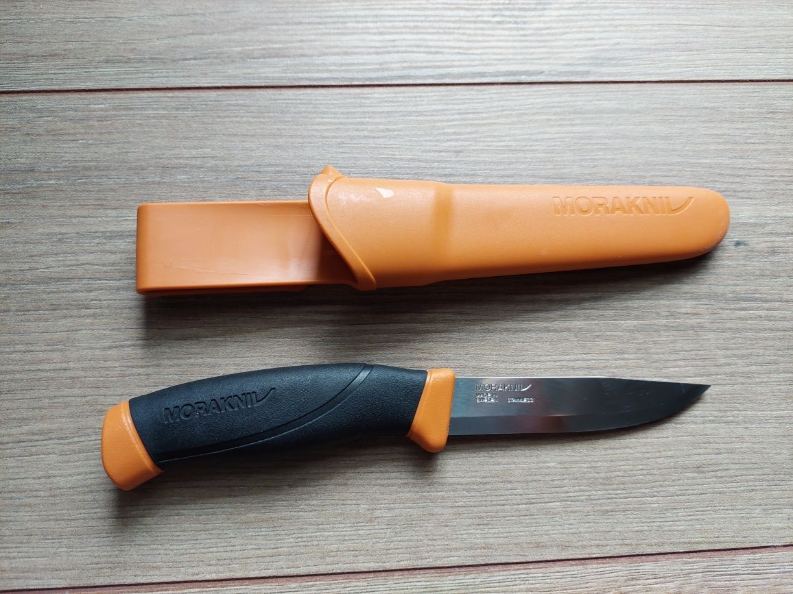 Cutit bushcraft, camping, outdoor morakniv companion stainless steel