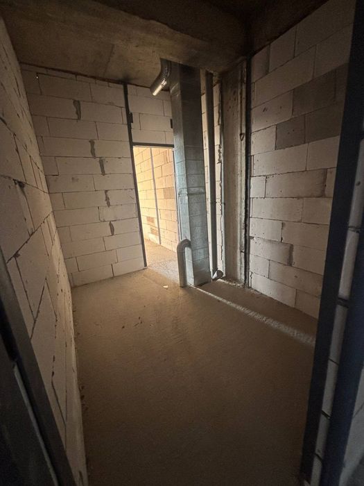 Sky avenue Sergeli 8 navastroyka uy sotiladi