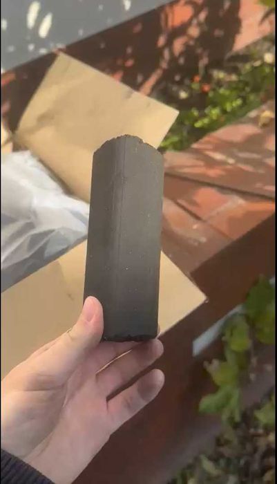 Cărbuni Brichetați Hexagonali din Nucă de Cocos - 1 Cutie de 10KG