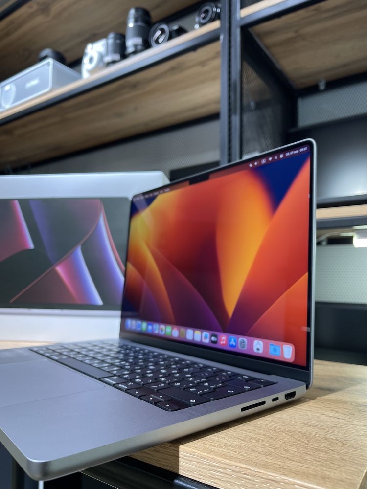 MacBook Pro 14-inch, M2 Pro, 16/512GB, 2023г, 8389/А10