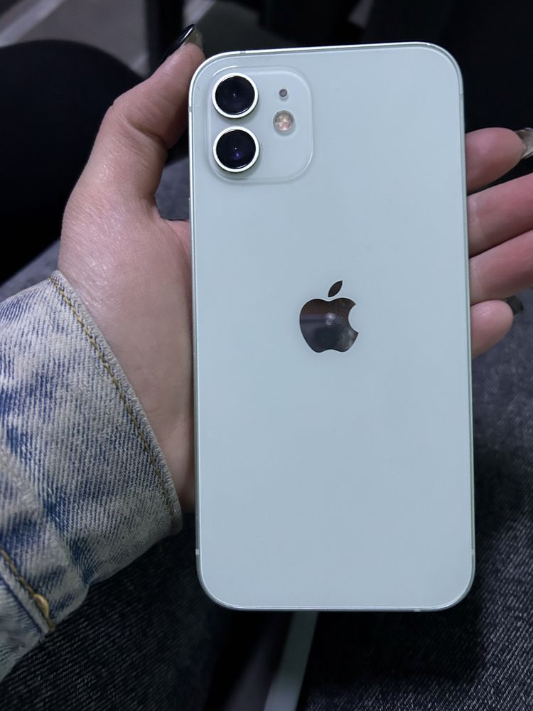 Продам IPhone12/ Айфон12