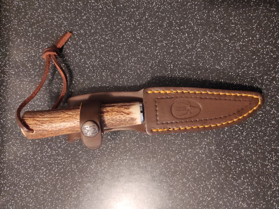 Cutit vanatoare muela