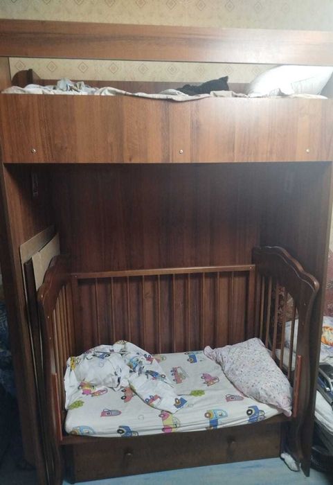 Продается детская кровать. Б/у. Именно второй ярус.