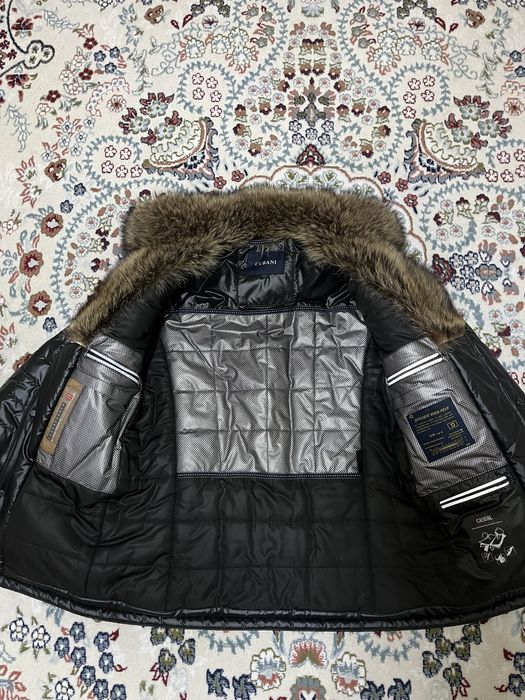 Продам новую куртку