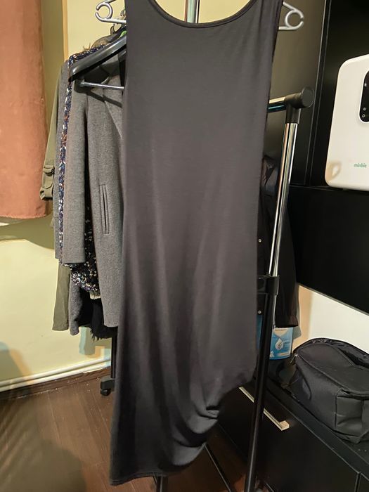 2 Rochii mulate pe corp pentru mărimea S