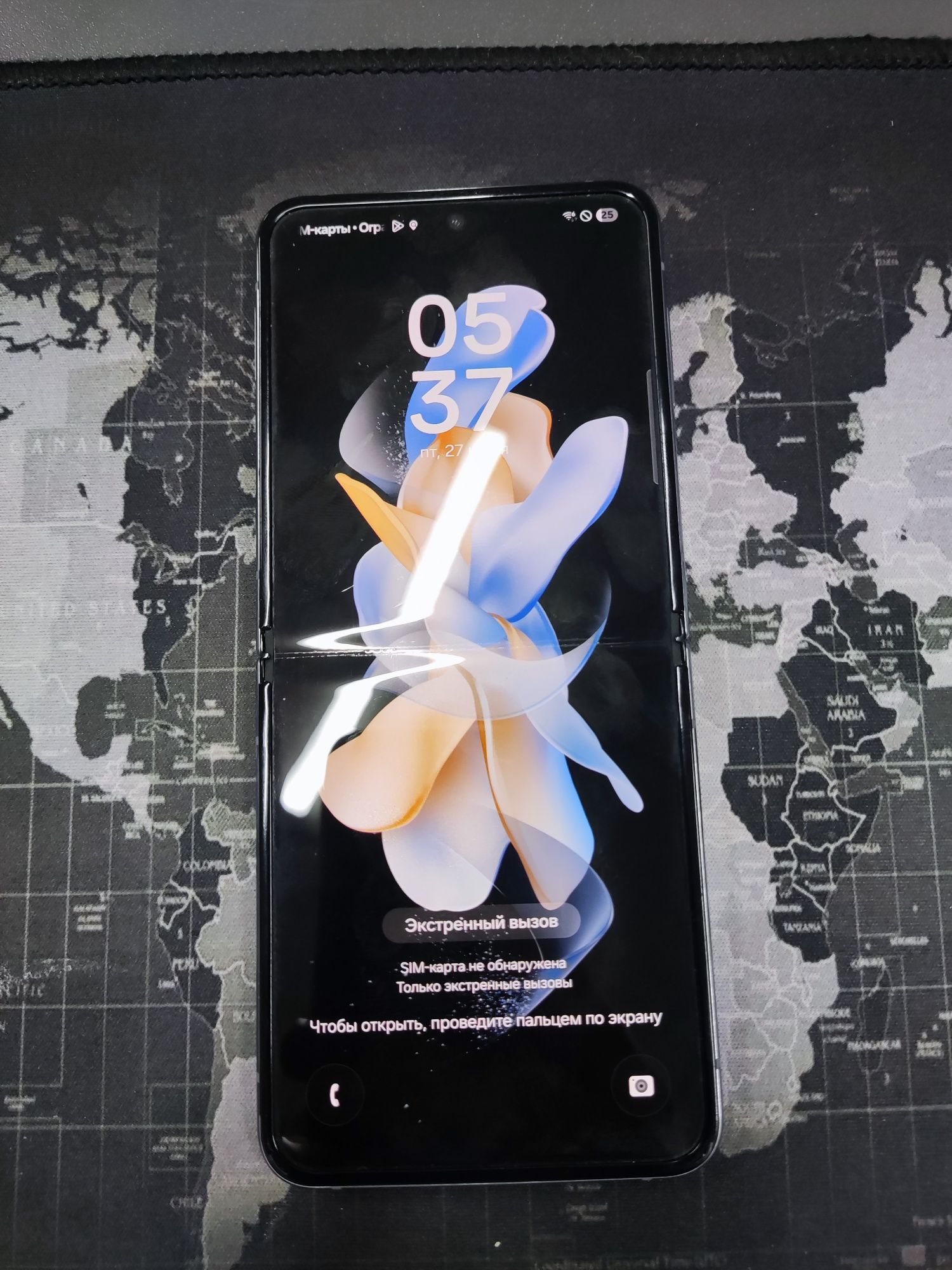 Сотилади Samsung flip 4 512 gb  (Без имей)