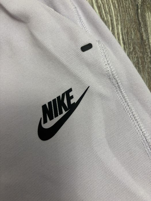 Дамско долнище Nike tech fleece