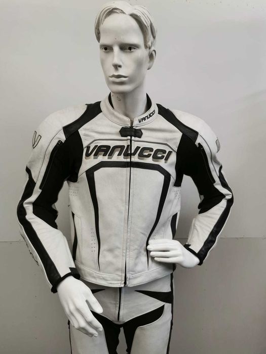 Costum moto piele marca Vanucci marime 50/52
