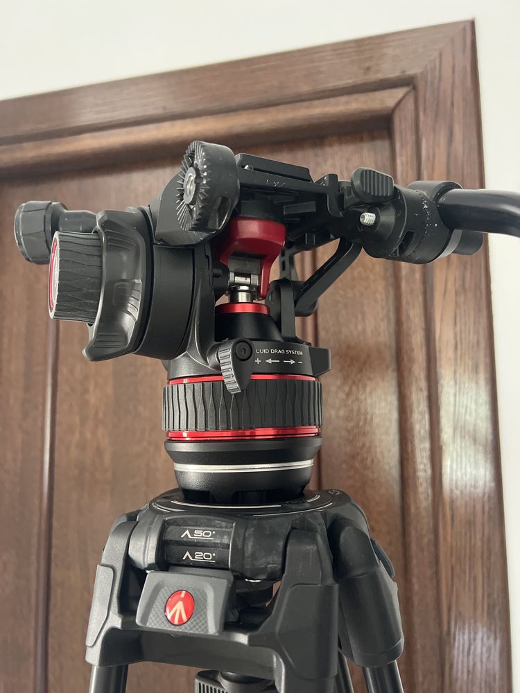 Trepied profesional manfrotto nitrotech 608ah varf de gama
