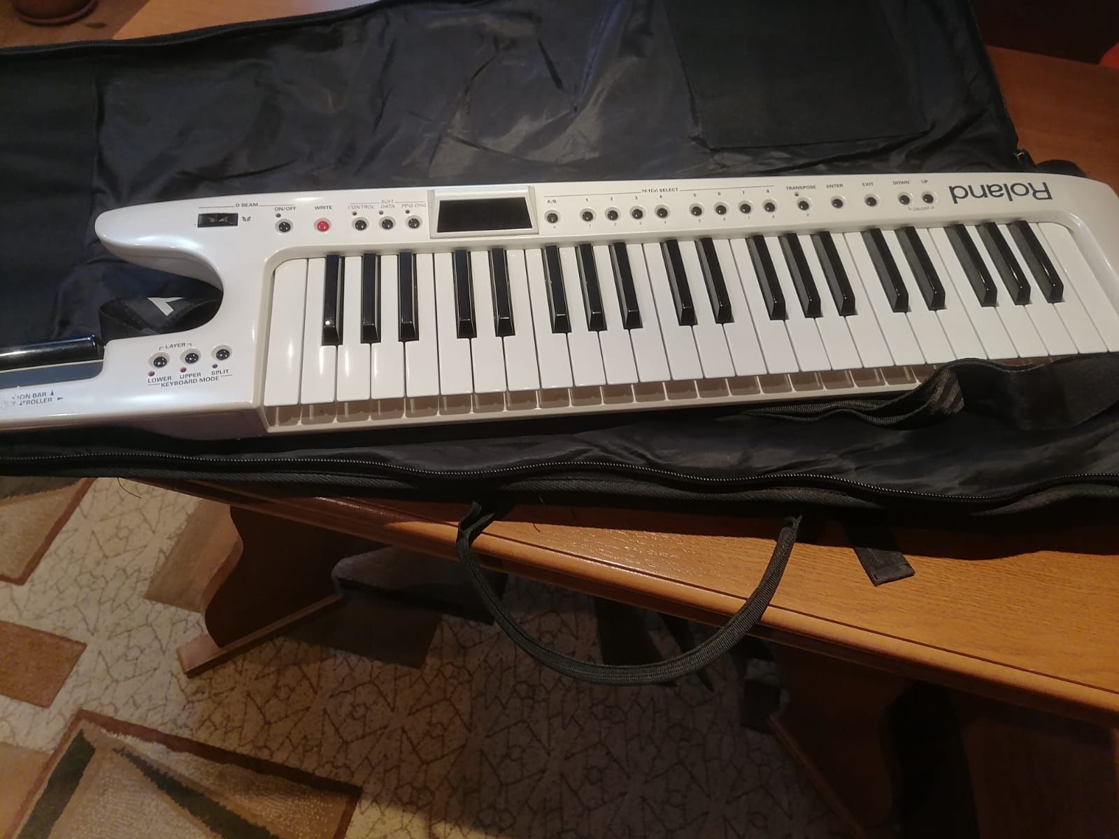 Keyboard Roland ax 7