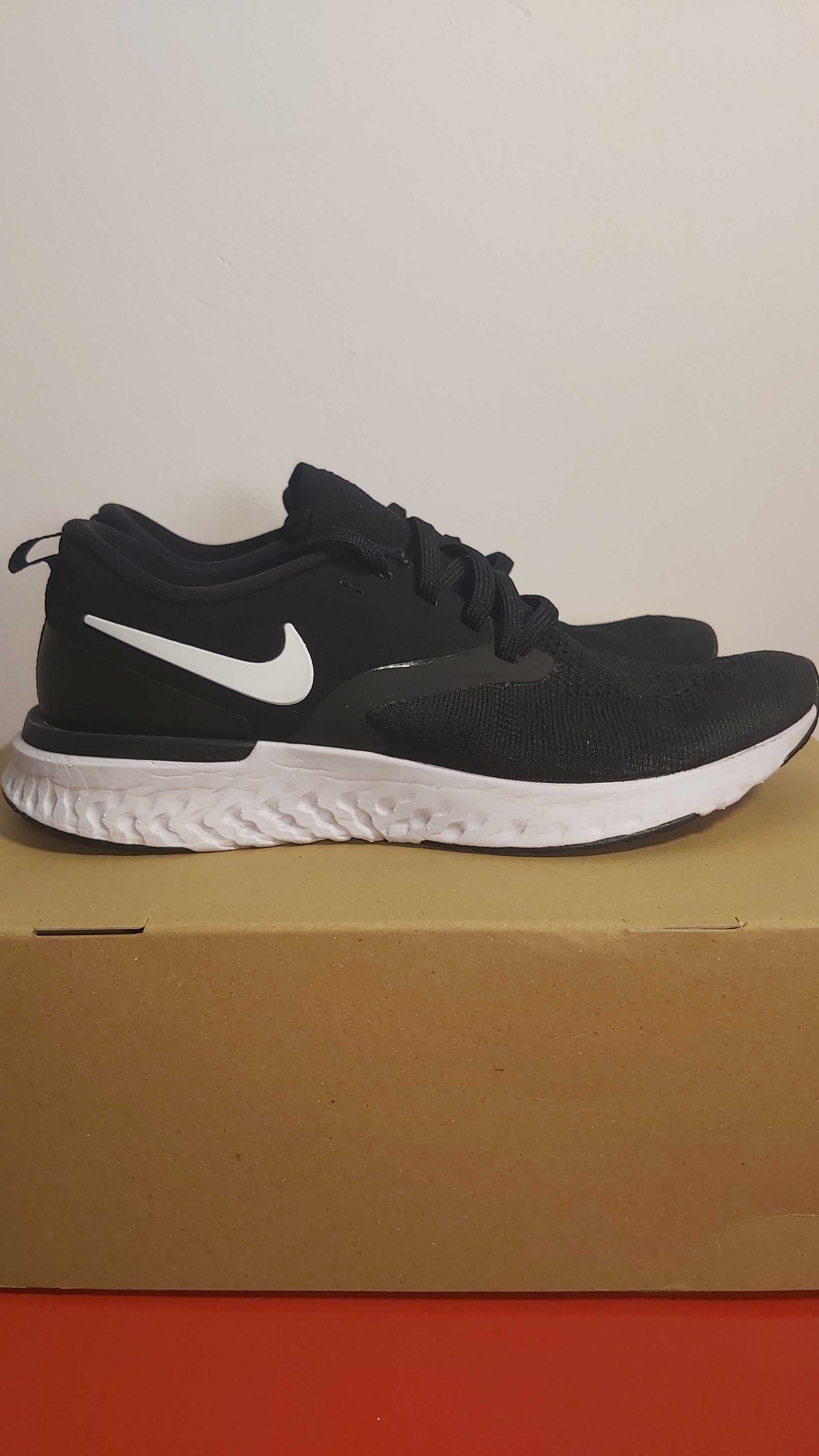 Nike Odyssey React Flyknit 2 - Номер 37.5