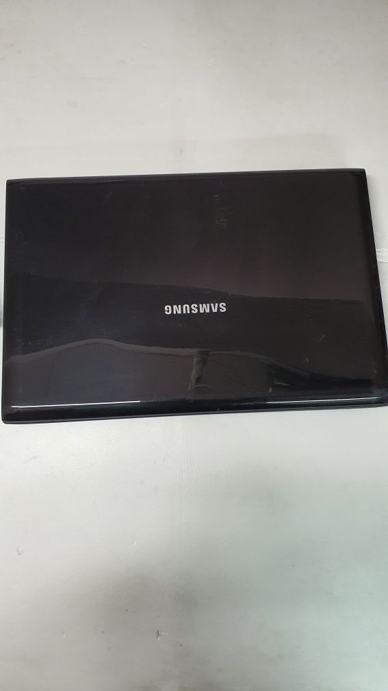 Лаптоп Samsung R522 2.1GHz/3GB/500GB