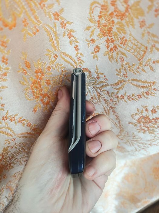 Motorola RAZR V3  ( decodat)