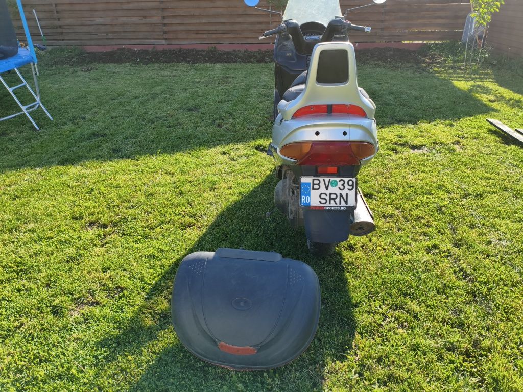 Suzuki Burgman 400