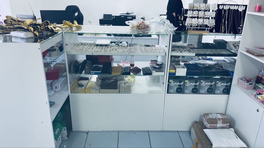 Ветрина сатылады. 3 штук новый