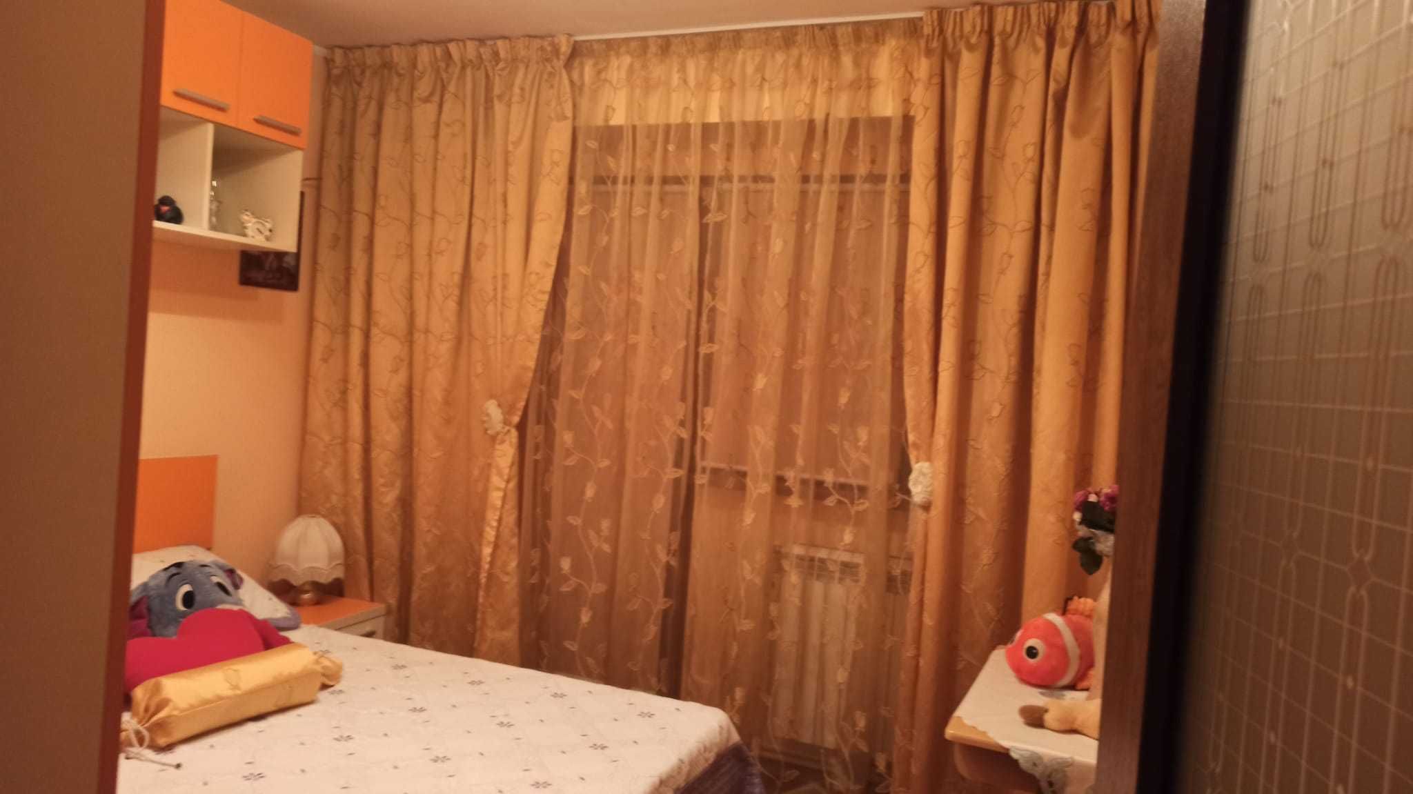 Vânzare apartament cu 3 camere,Micro 18,preț 70.000 euro