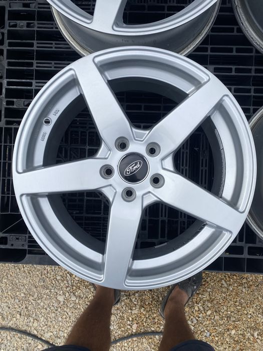 17 цола 5 х 108 мм Волво , Форд , Volvo , Ford