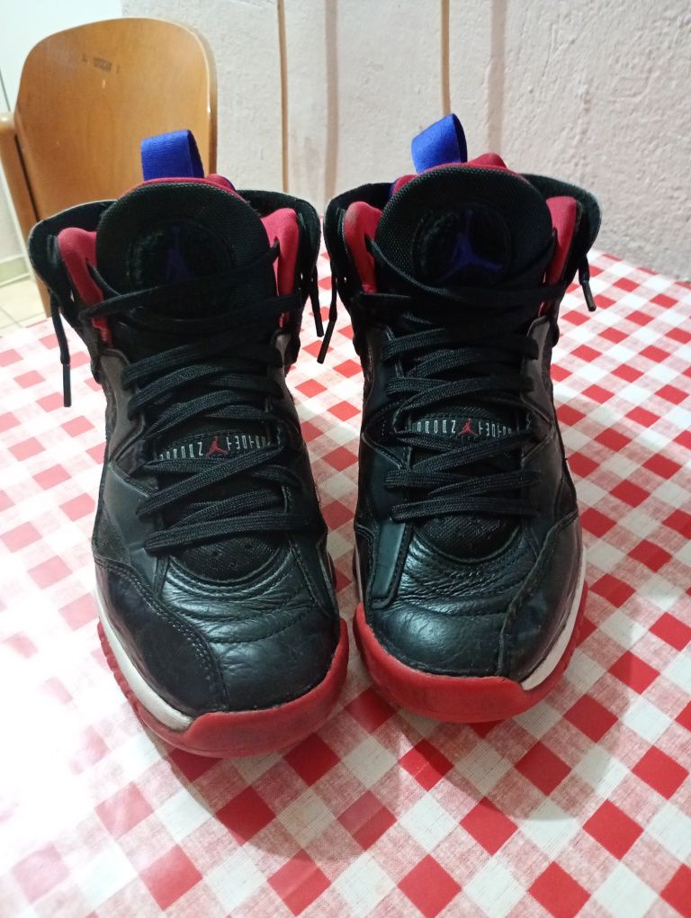 Jordan Jumpman Two Trey