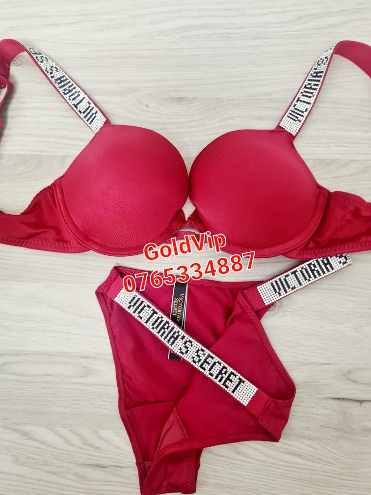 Set sutien Victoria's Secret și chilot model Superb Calitate superioar