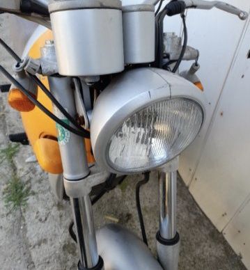 Aprilia moto 6.5 само на части априлия