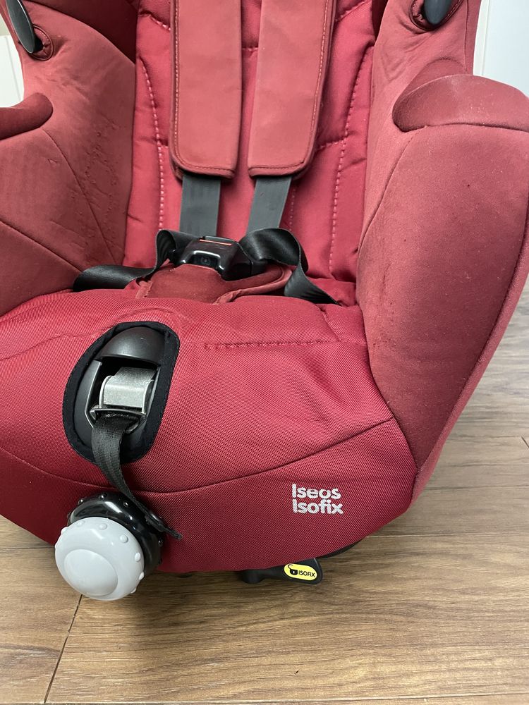 Столче за кола Bebe Confort (9-18кг) ISEOS IsoFix