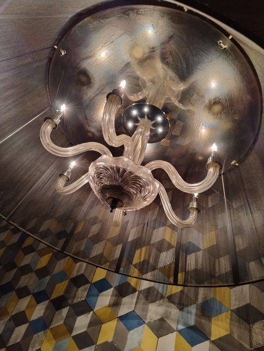 Лампа  полилей с крушки