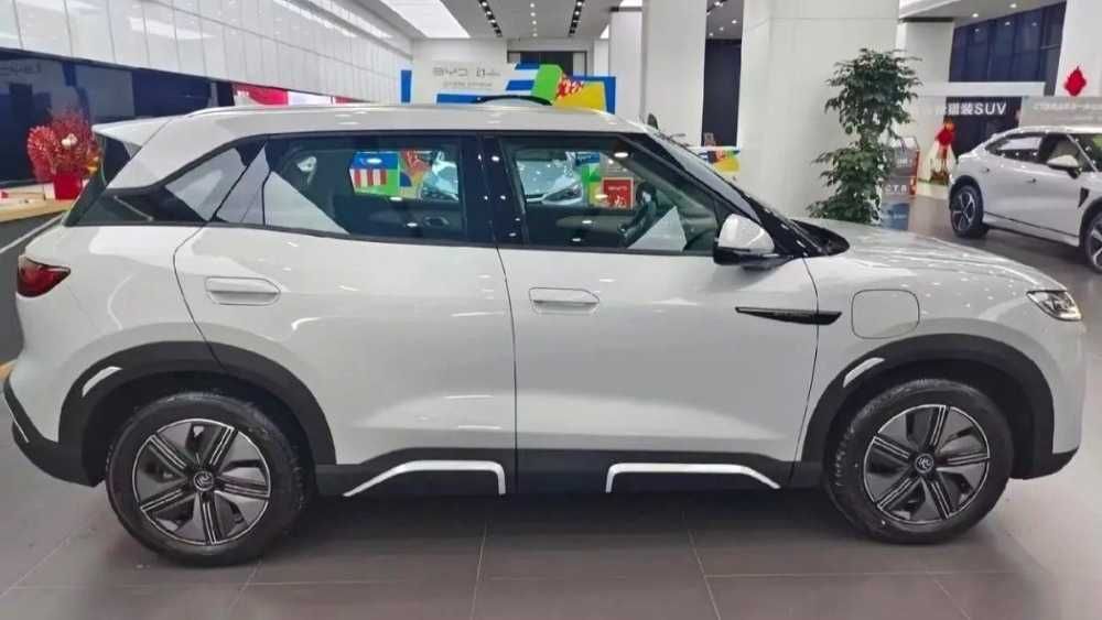 byd yuan up smart drive nasiyaga