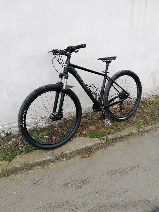 Bicicleta Cube Attention 2022