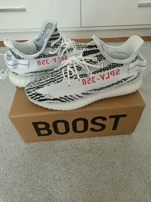 Yeezy 350  Zebra