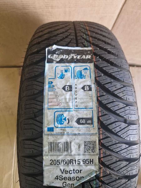 1 брой Goodyear R15 205/60/ 
нова лятна гума 
DOT1319